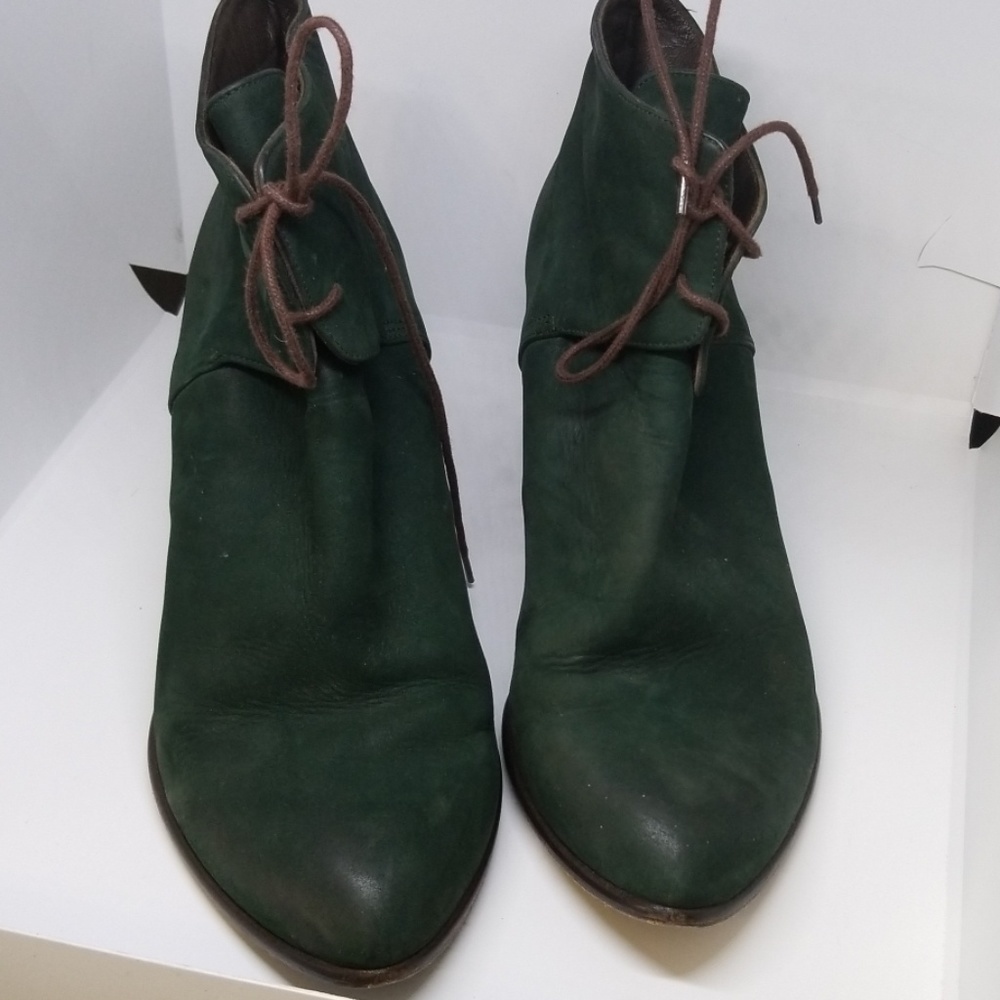 Audley London green suede lace booties 39
